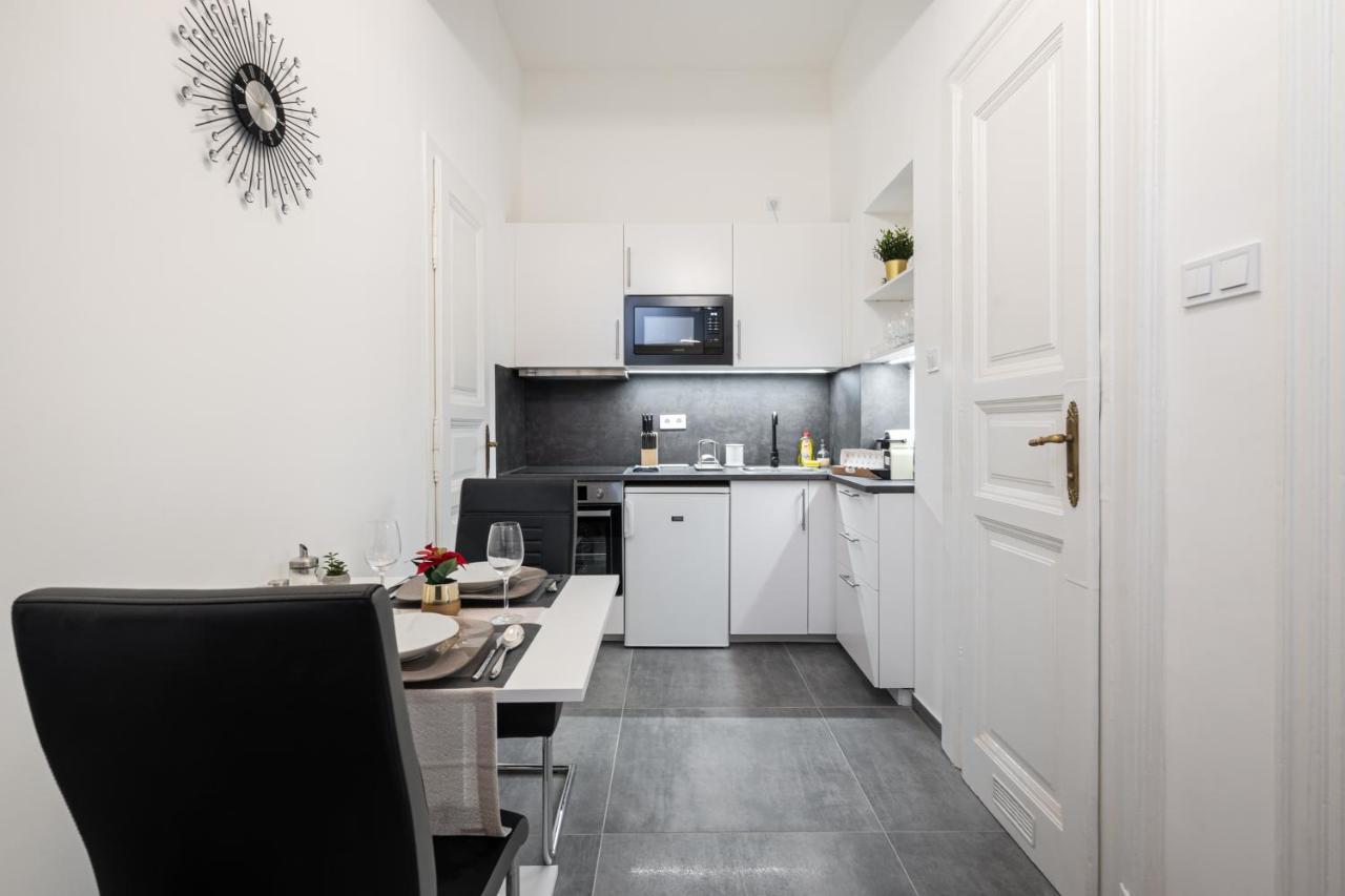 Stellar Dwell Apartment Budapesta Exterior foto
